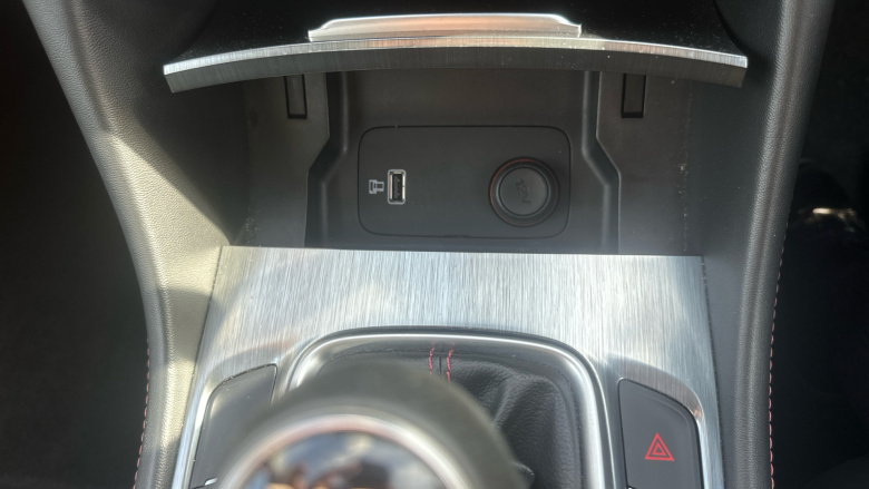 MG Hs 1.5 T-GDI Exclusive 5dr Petrol Hatchback